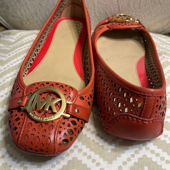 Shoes Flats Other By Michael Kors  Size: 6